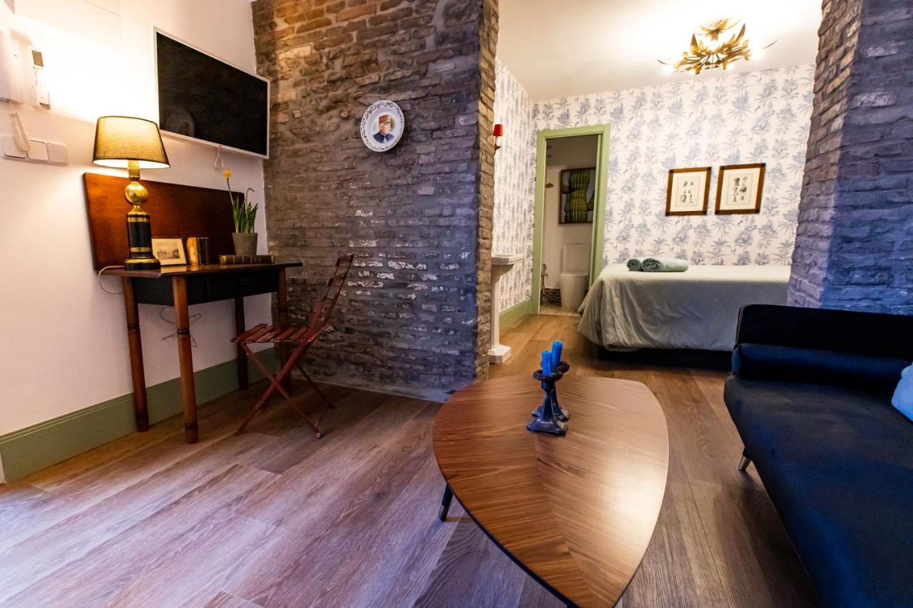 Apartamentos Gaviota Valencina de la Concepcion Ngoại thất bức ảnh