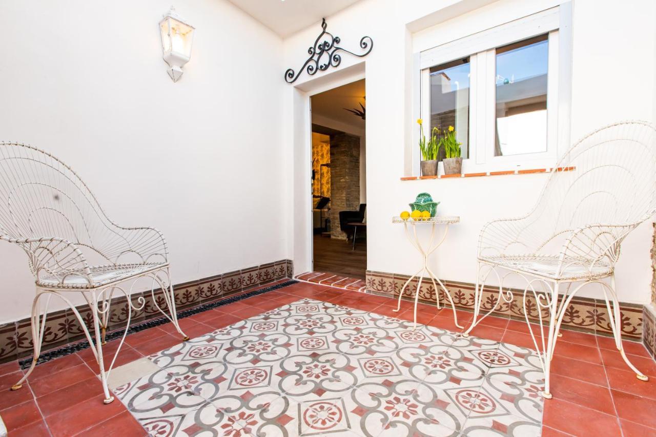 Apartamentos Gaviota Valencina de la Concepcion Ngoại thất bức ảnh